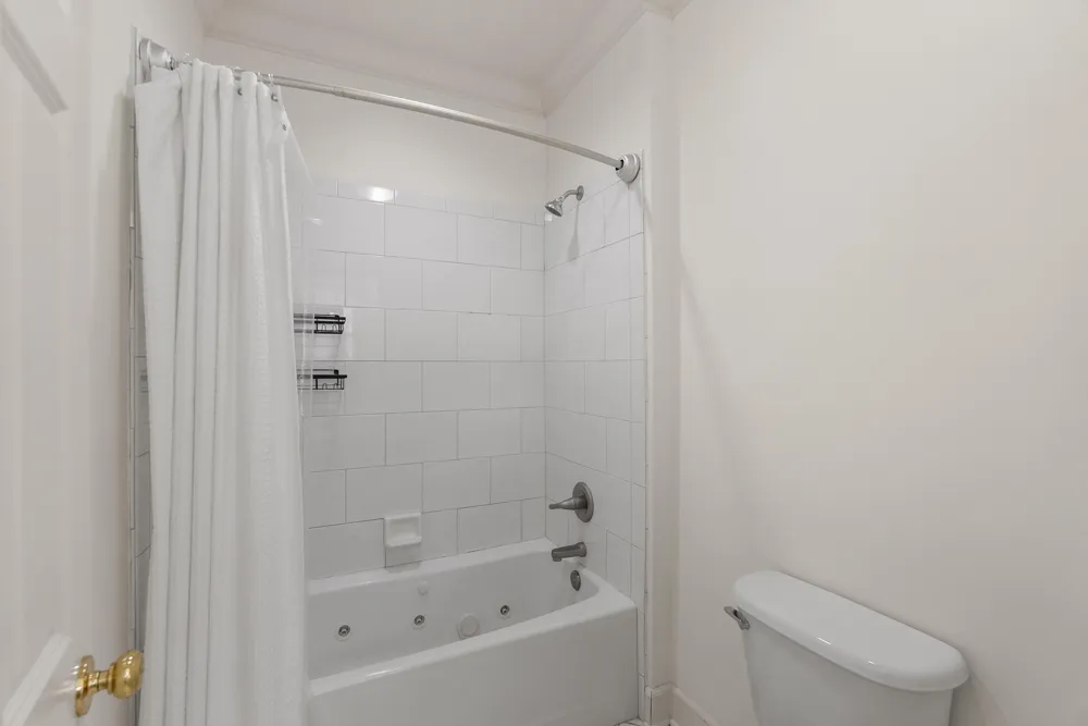 4412 Estes Rd Nashville, TN 37215