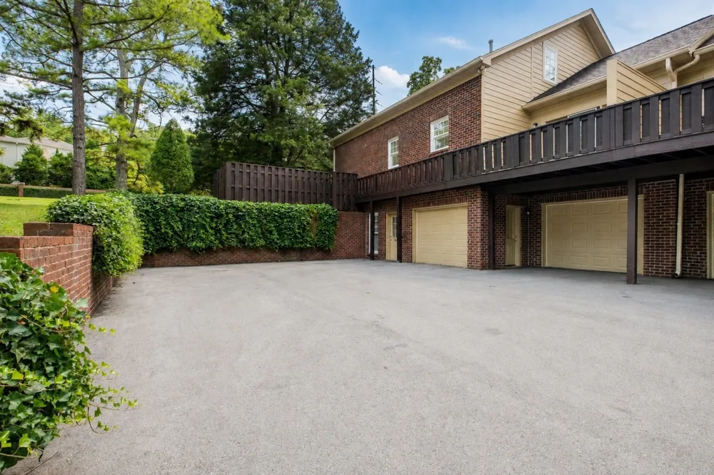 4412 Estes Rd Nashville, TN 37215
