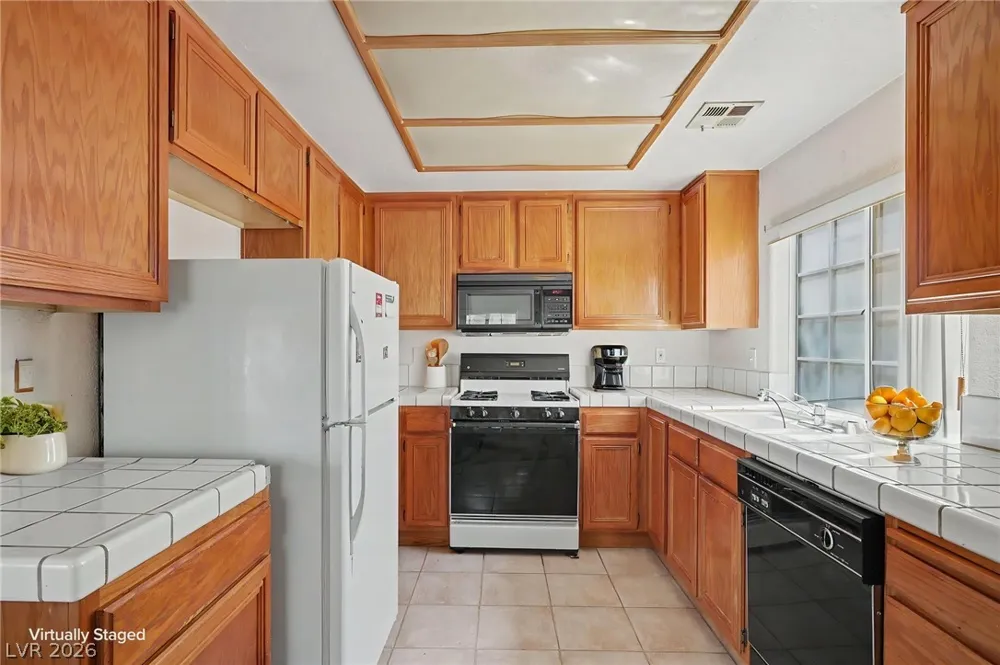 1674 Normandy Way #NA Henderson, NV 89014