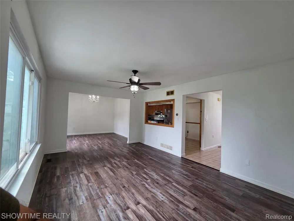 35706 Duke Drive Sterling Heights City, MI 48310