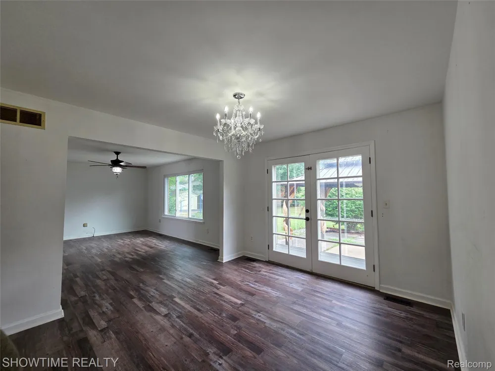 35706 Duke Drive Sterling Heights City, MI 48310
