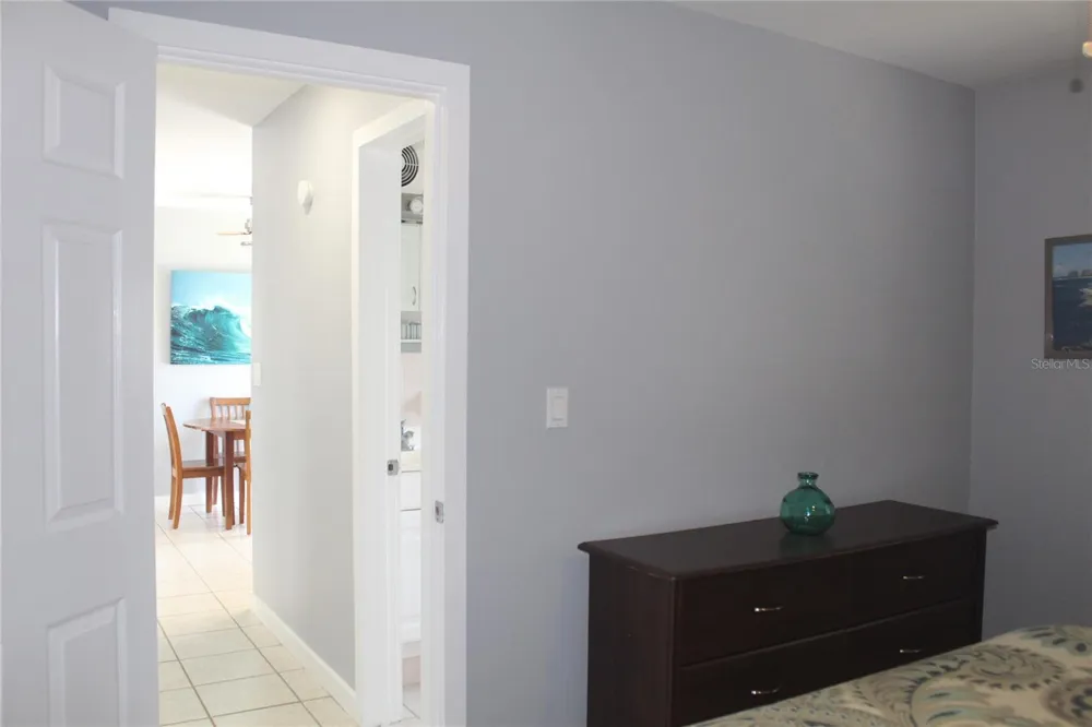 12400 PARK BLVD #206 Seminole, FL 33772