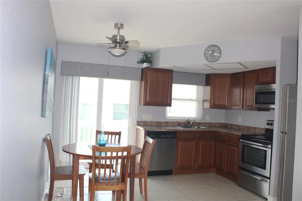 12400 PARK BLVD #206 Seminole, FL 33772