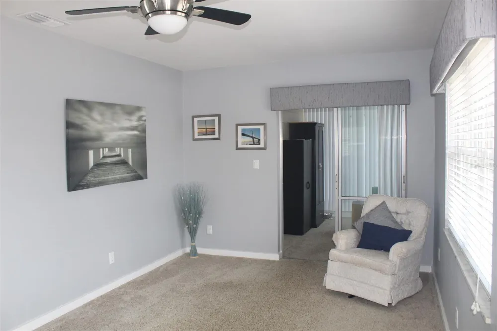 12400 PARK BLVD #206 Seminole, FL 33772