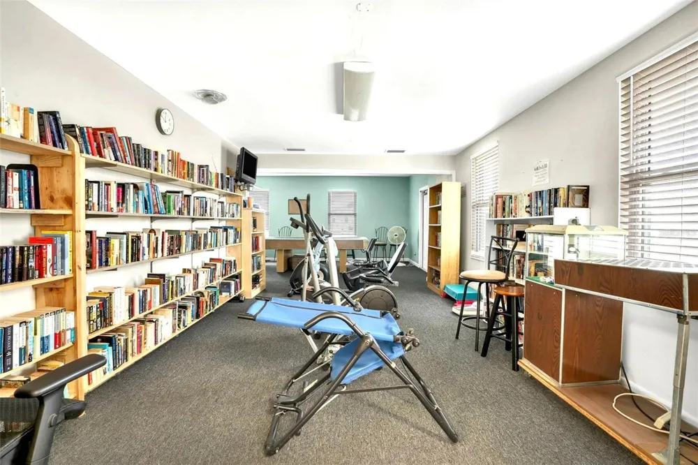12400 PARK BLVD #206 Seminole, FL 33772