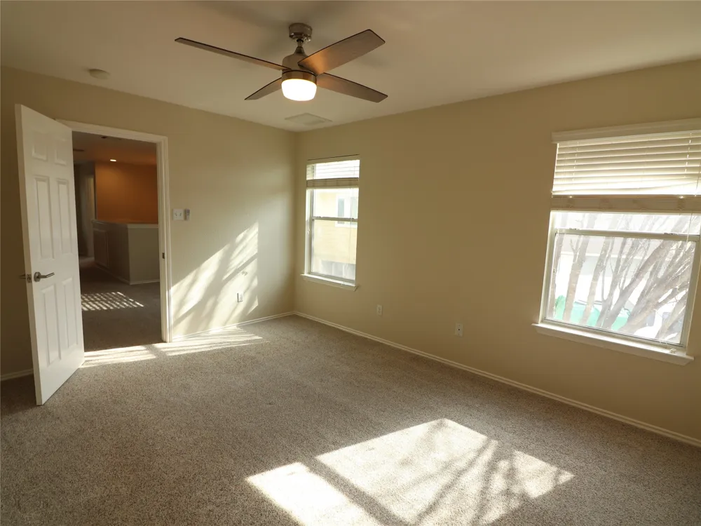 1306 Davis Mountain Loop Cedar Park, TX 78613