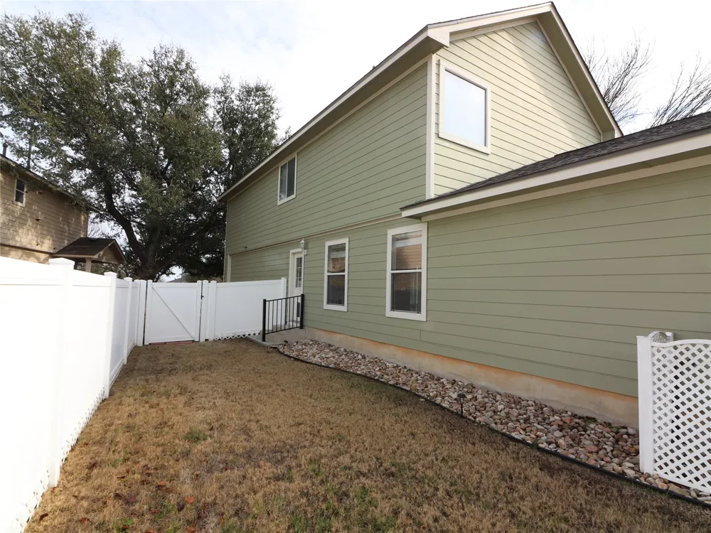 1306 Davis Mountain Loop Cedar Park, TX 78613