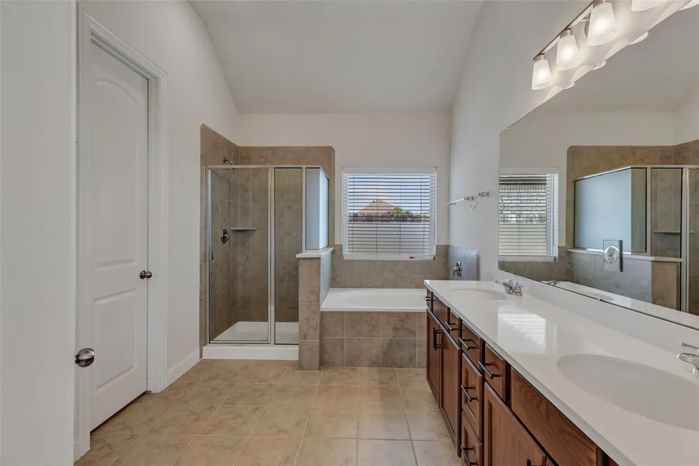 15342 Majestic Knight Drive Houston, TX 77044