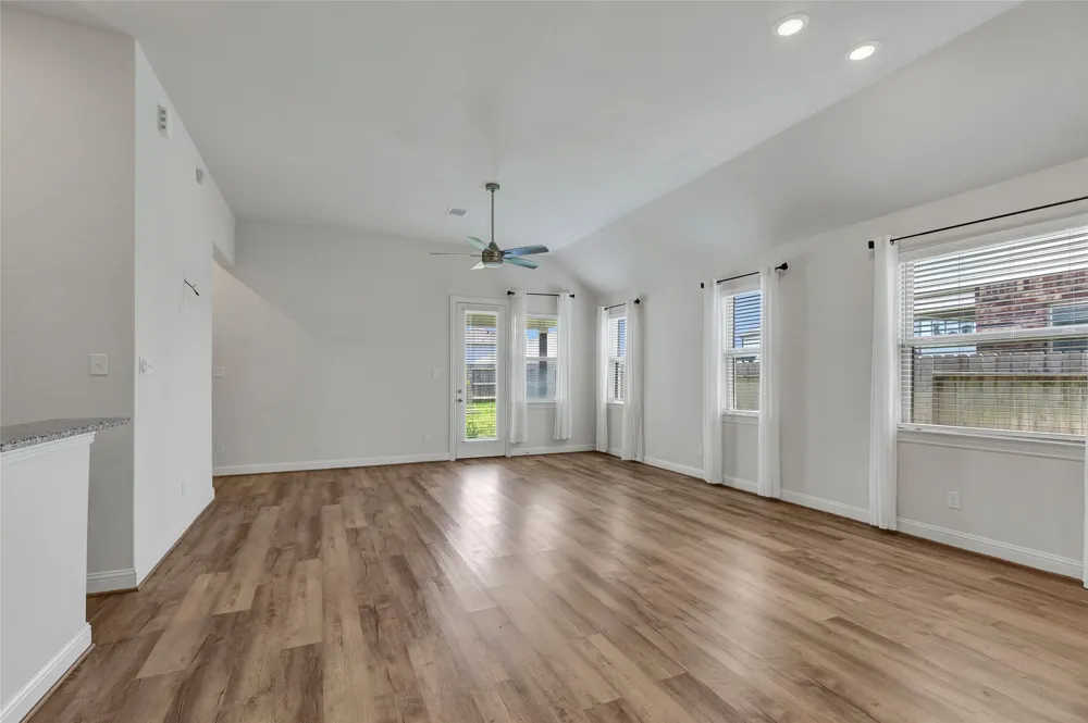 15342 Majestic Knight Drive Houston, TX 77044