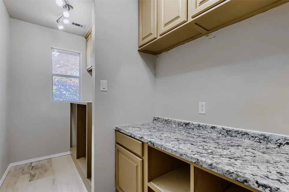 316 Shady Timbers Lane Murphy, TX 75094