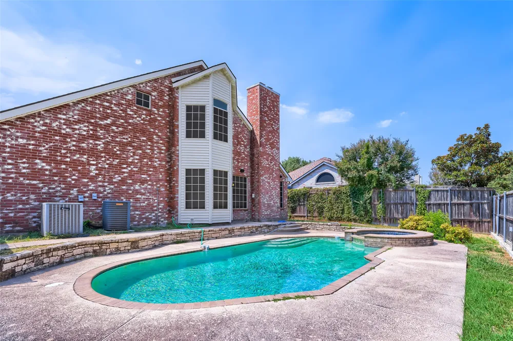 316 Shady Timbers Lane Murphy, TX 75094