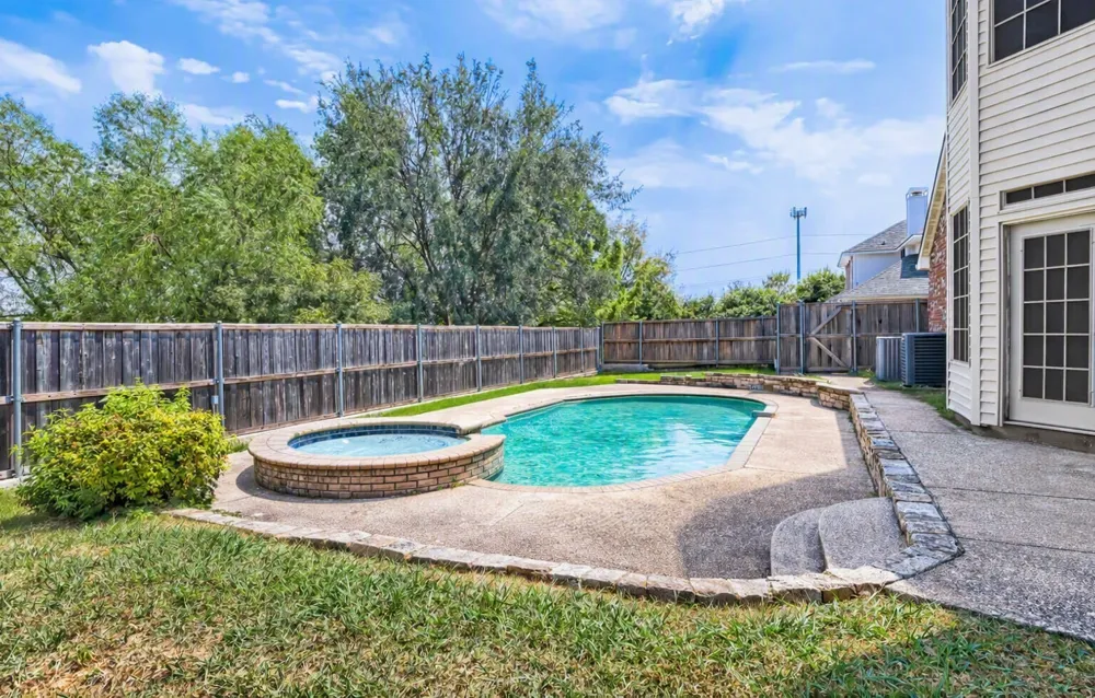 316 Shady Timbers Lane Murphy, TX 75094