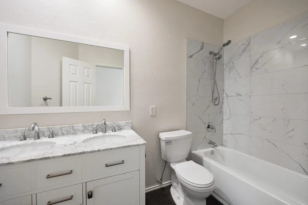 9701 Rochdale Drive Rowlett, TX 75087