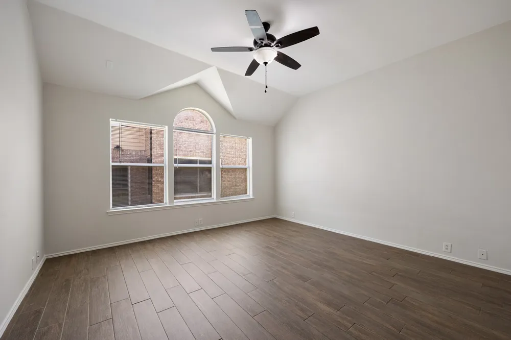 9701 Rochdale Drive Rowlett, TX 75087