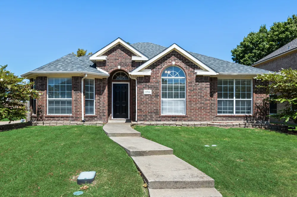 9701 Rochdale Drive Rowlett, TX 75087