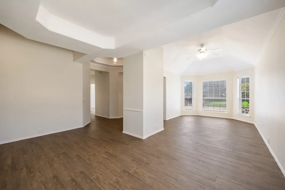 9701 Rochdale Drive Rowlett, TX 75087