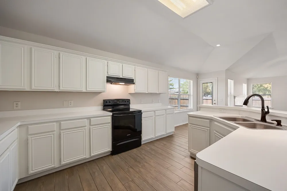 9701 Rochdale Drive Rowlett, TX 75087