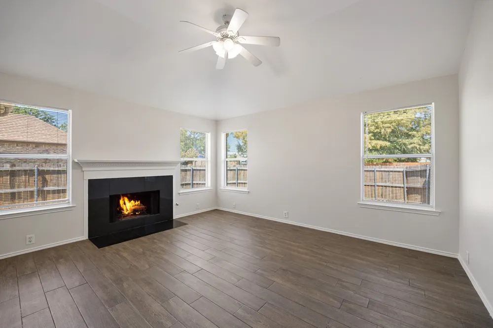 9701 Rochdale Drive Rowlett, TX 75087