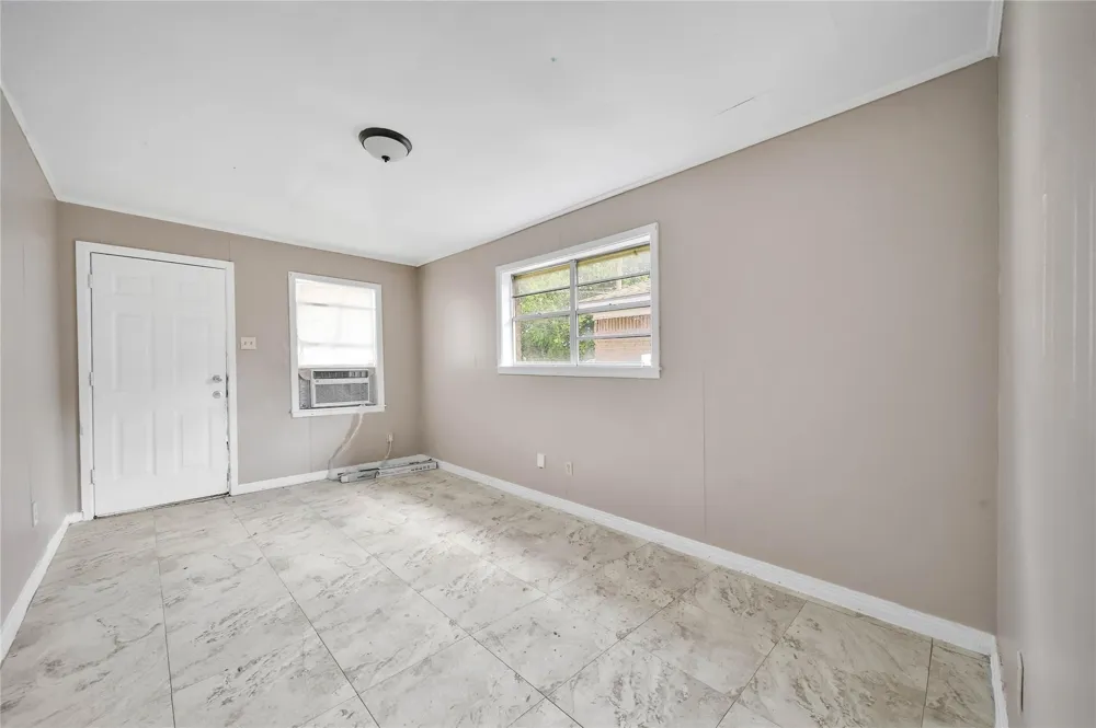2311 Kabee Street Houston, TX 77020