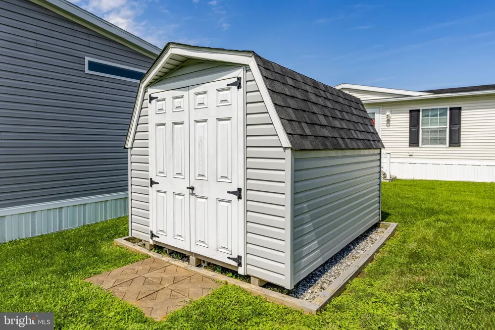31 RUTH DRIVE Gordonville, PA 17529