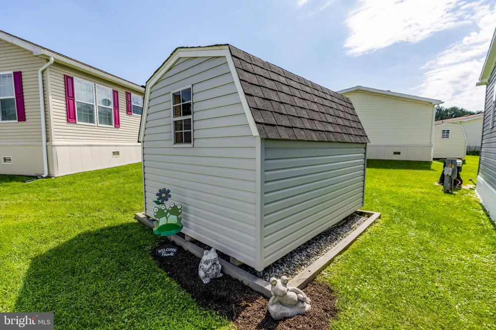 31 RUTH DRIVE Gordonville, PA 17529