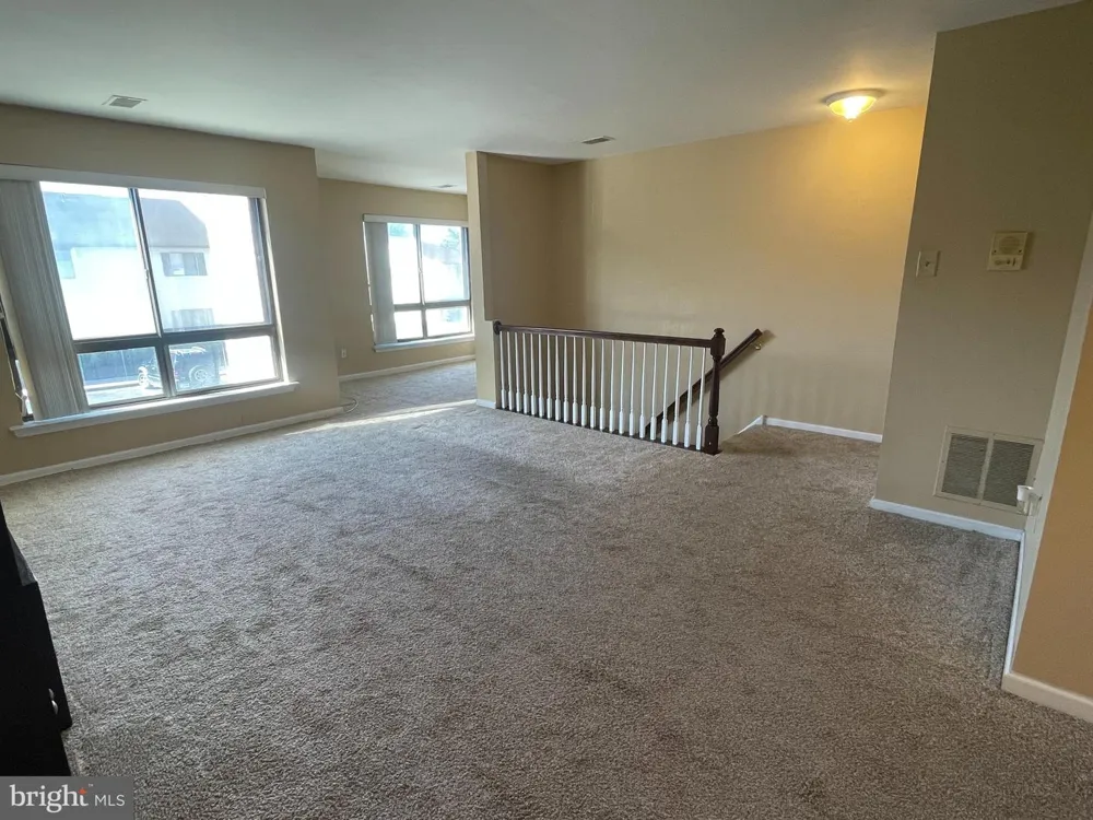 202 HUNTER COURT Marlton, NJ 08053