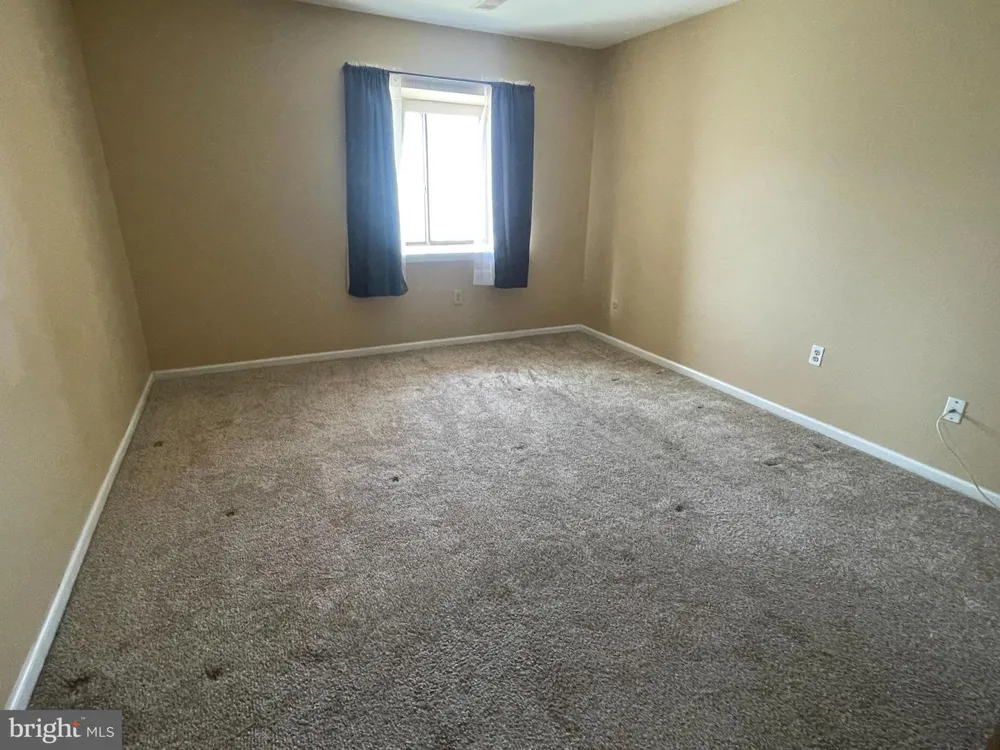 202 HUNTER COURT Marlton, NJ 08053