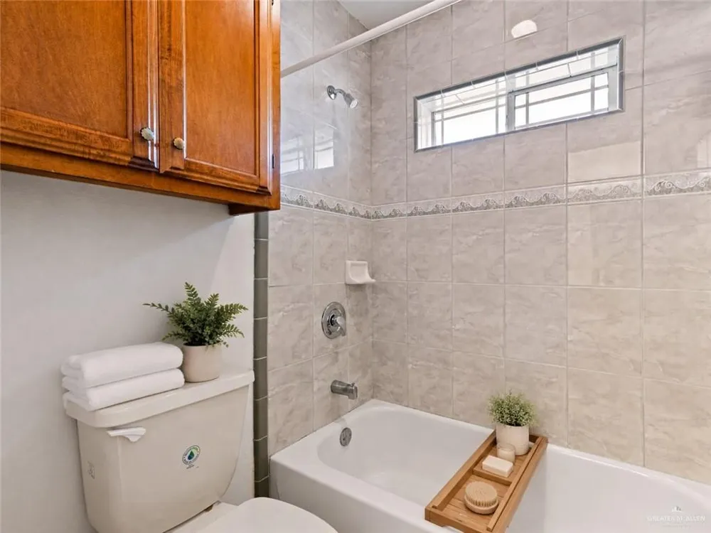 15079 Hara Court Harlingen, TX 78552
