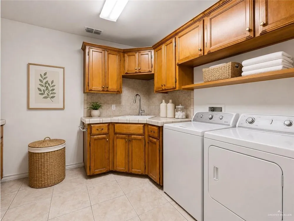 15079 Hara Court Harlingen, TX 78552