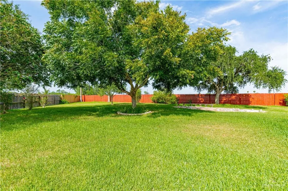15079 Hara Court Harlingen, TX 78552