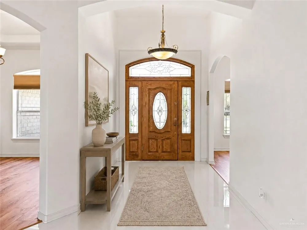 15079 Hara Court Harlingen, TX 78552