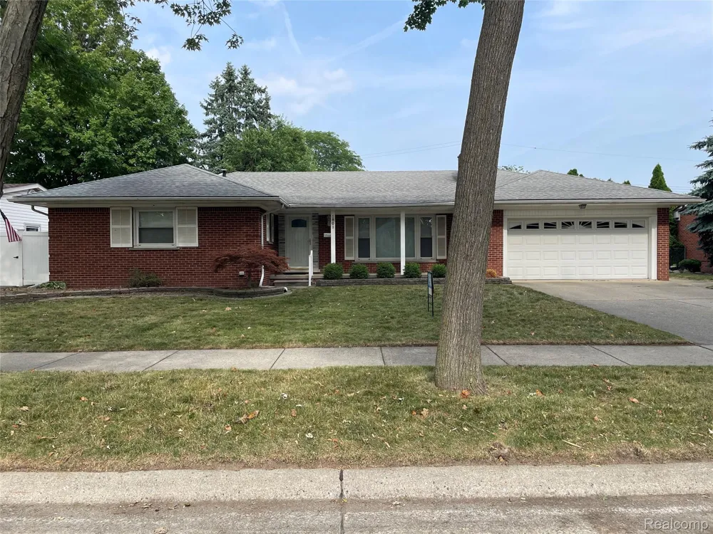 1801 Waverly Street Trenton City, MI 48183