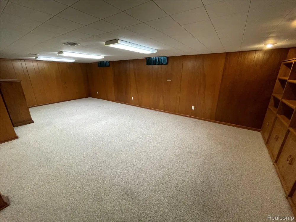 1801 Waverly Street Trenton City, MI 48183
