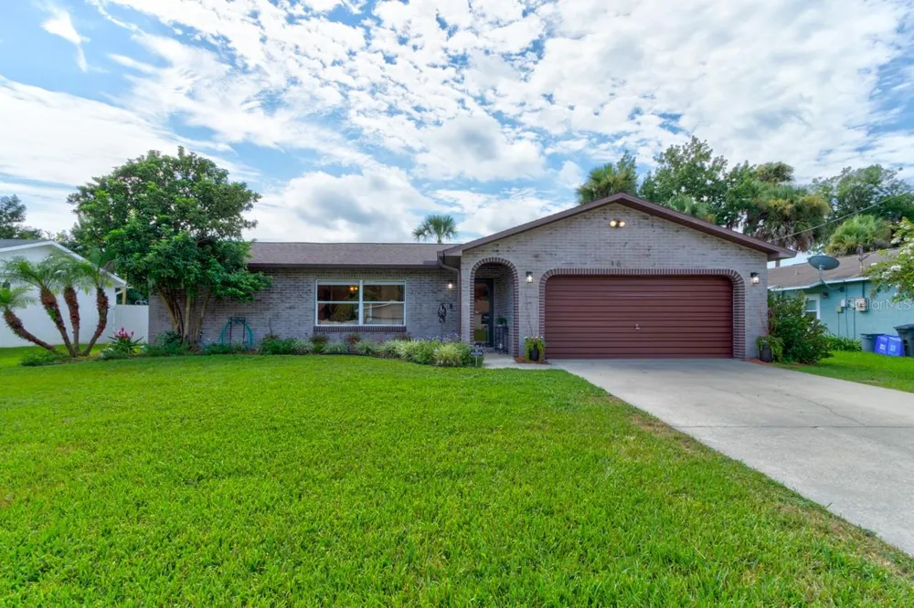 16 LAUREL OAKS CIRCLE Ormond Beach, FL 32174