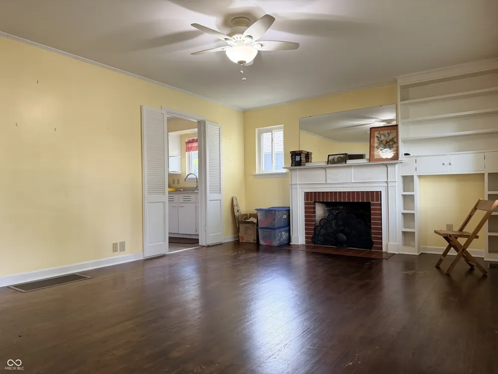 812 S Grant Avenue Crawfordsville, IN 47933