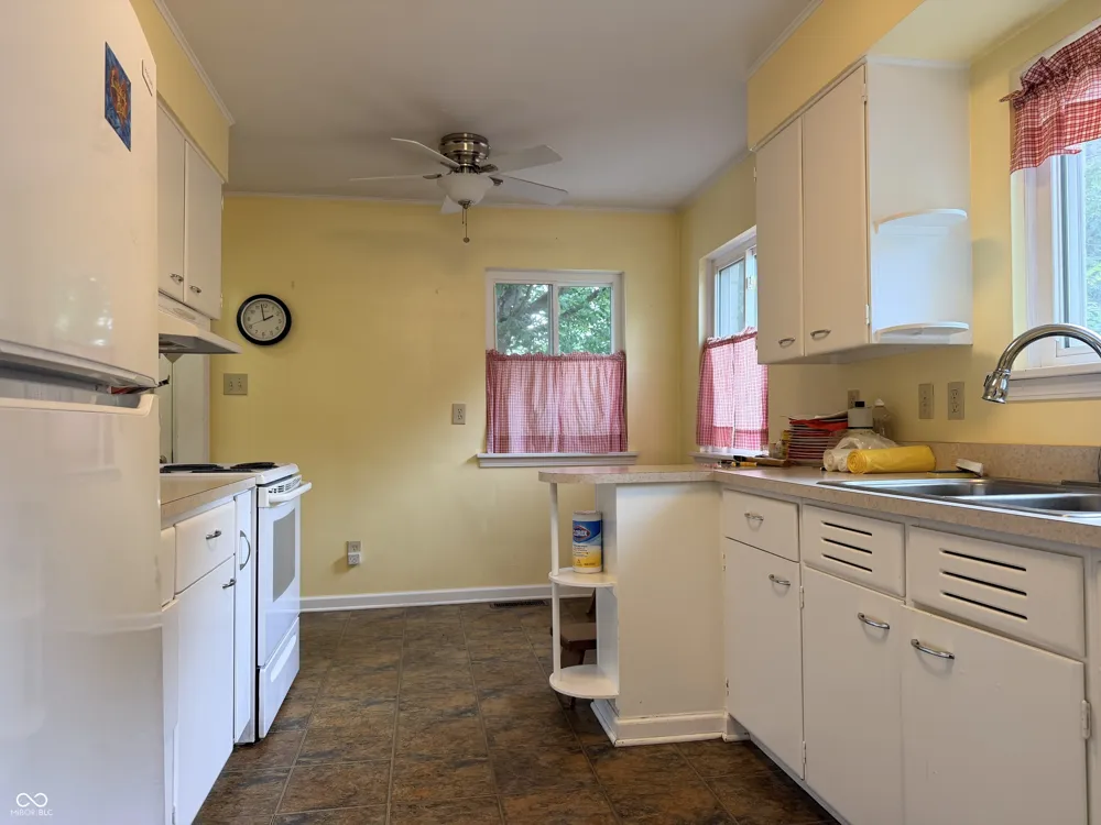 812 S Grant Avenue Crawfordsville, IN 47933