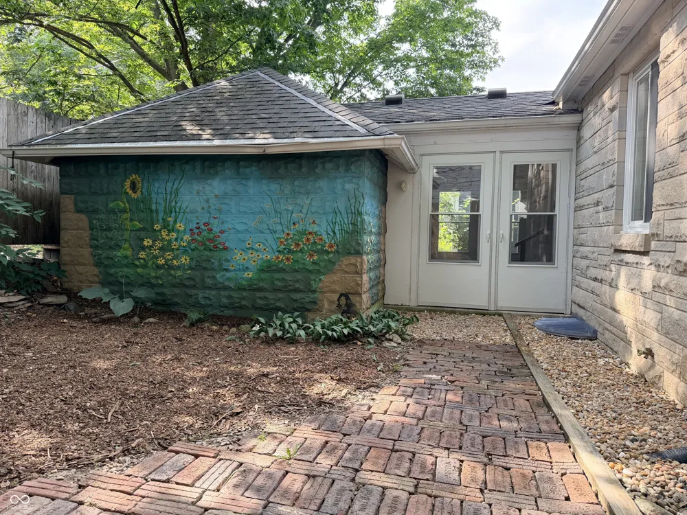 812 S Grant Avenue Crawfordsville, IN 47933