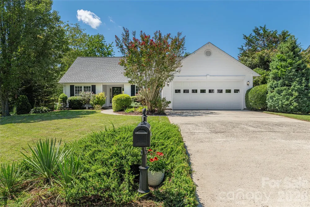 328 Planters Creek Road Fletcher, NC 28732