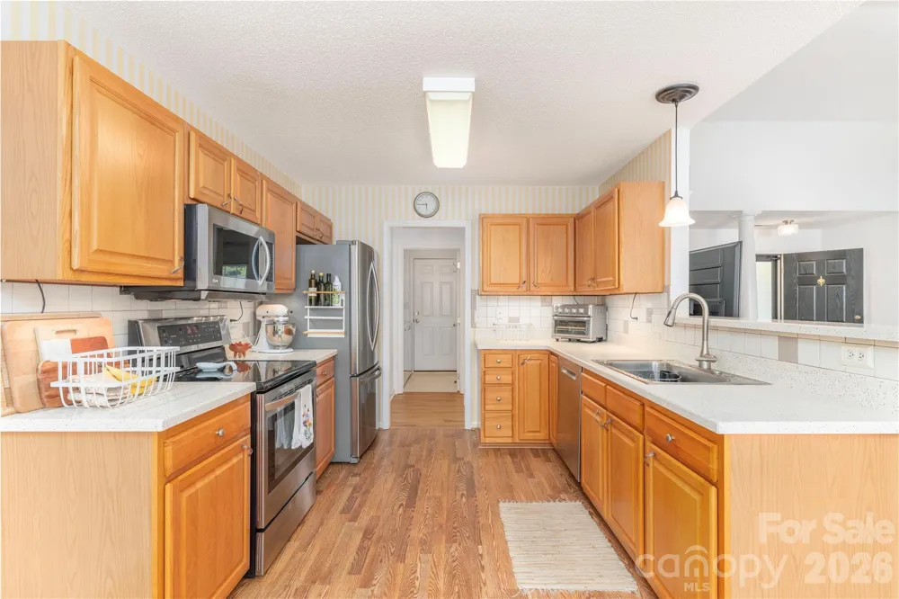 328 Planters Creek Road Fletcher, NC 28732