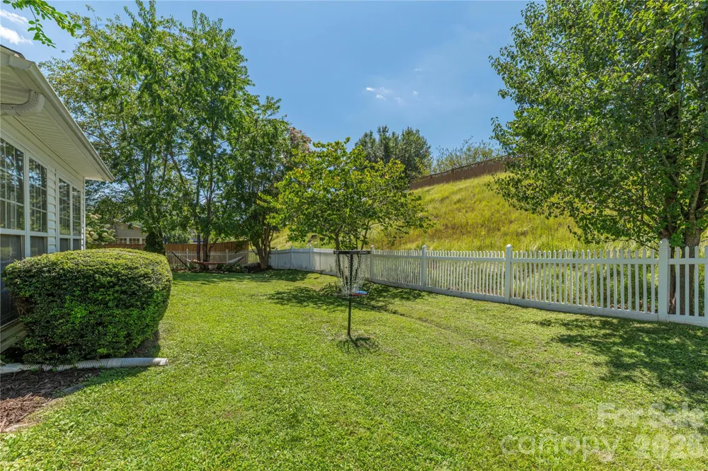 328 Planters Creek Road Fletcher, NC 28732