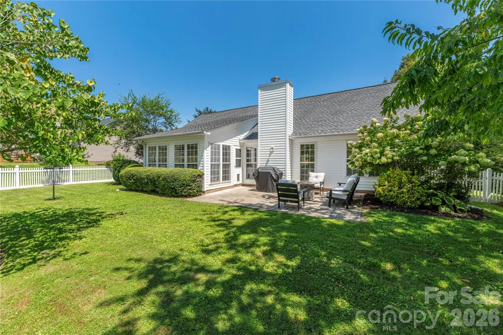 328 Planters Creek Road Fletcher, NC 28732