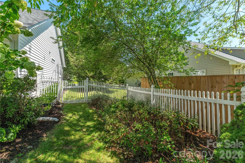 328 Planters Creek Road Fletcher, NC 28732