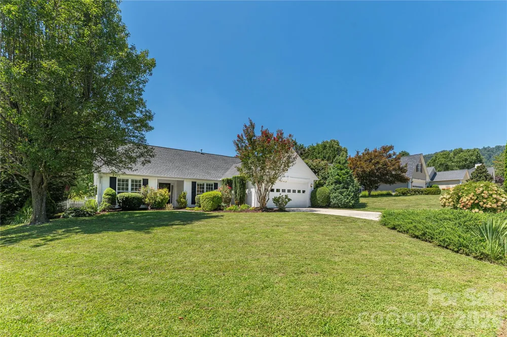 328 Planters Creek Road Fletcher, NC 28732
