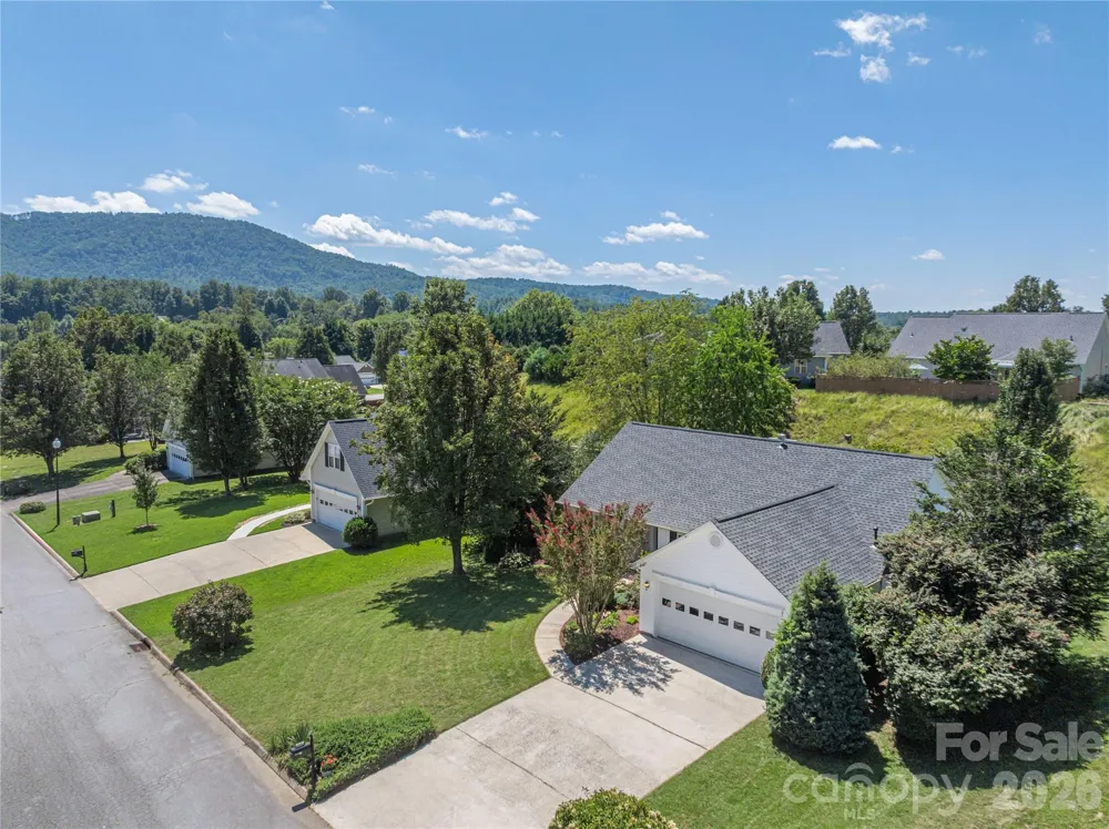 328 Planters Creek Road Fletcher, NC 28732