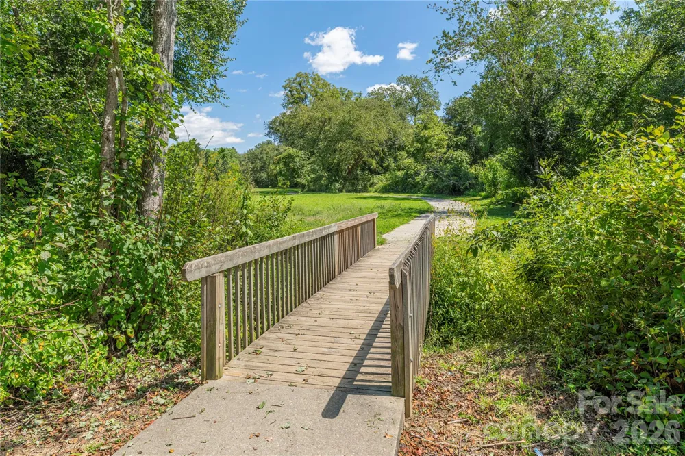 328 Planters Creek Road Fletcher, NC 28732