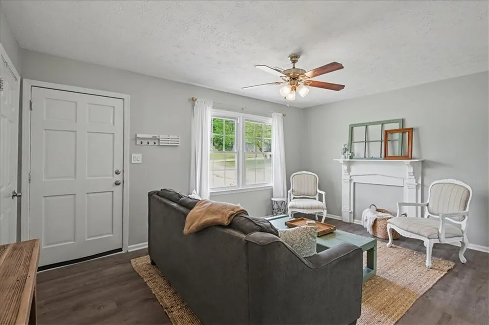 89 Kristie Powder Springs, GA 30127