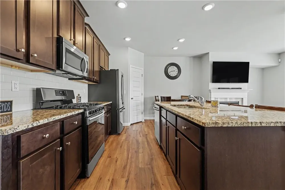 3652 Prospect Point Drive Oakwood, GA 30566