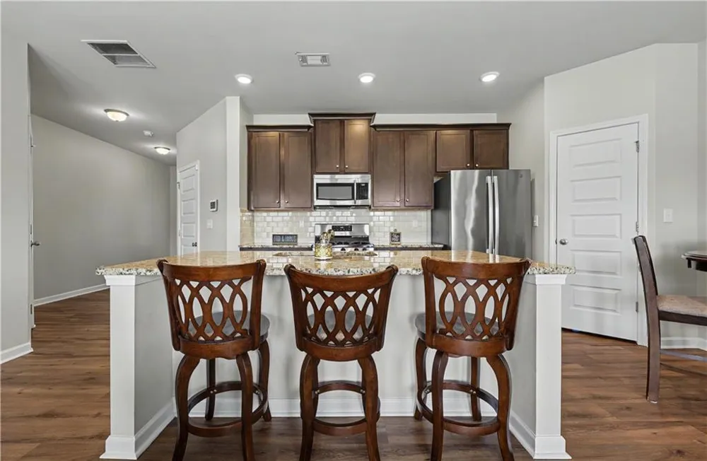 3652 Prospect Point Drive Oakwood, GA 30566