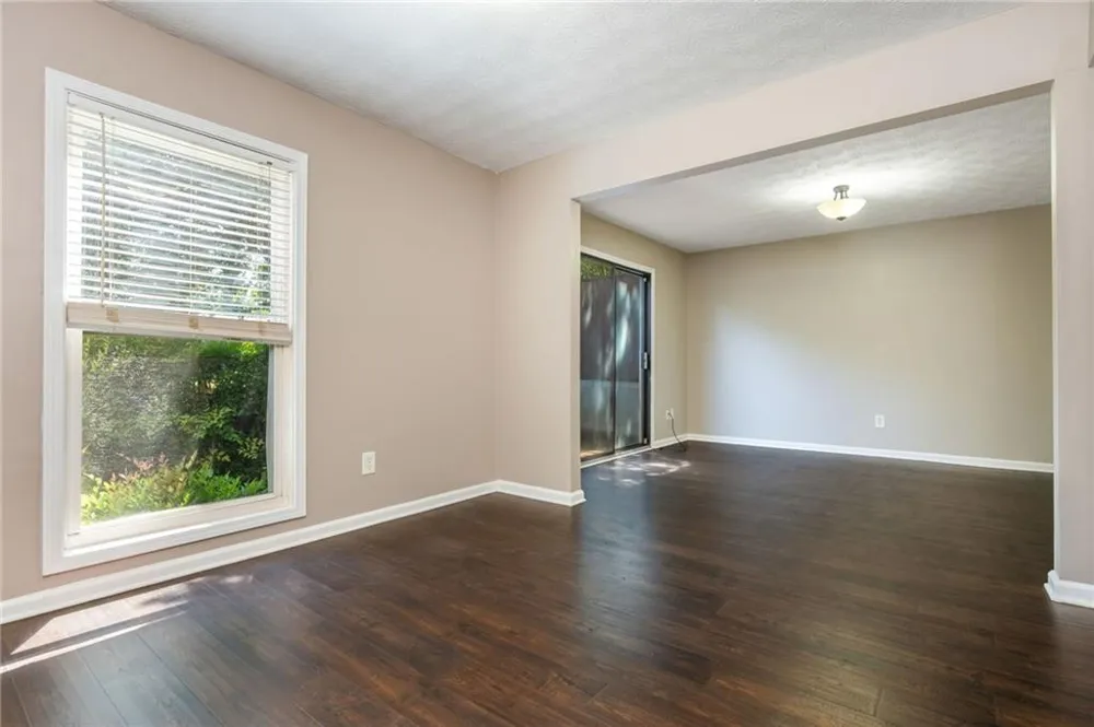 4939 Meadow Lane Marietta, GA 30068