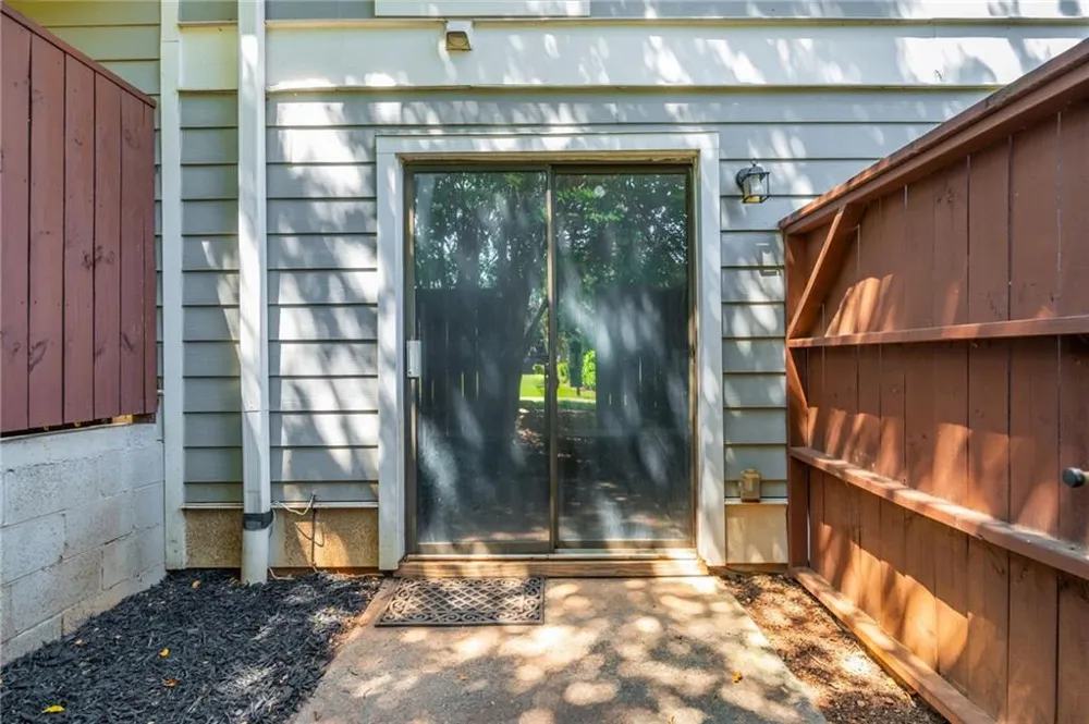 4939 Meadow Lane Marietta, GA 30068